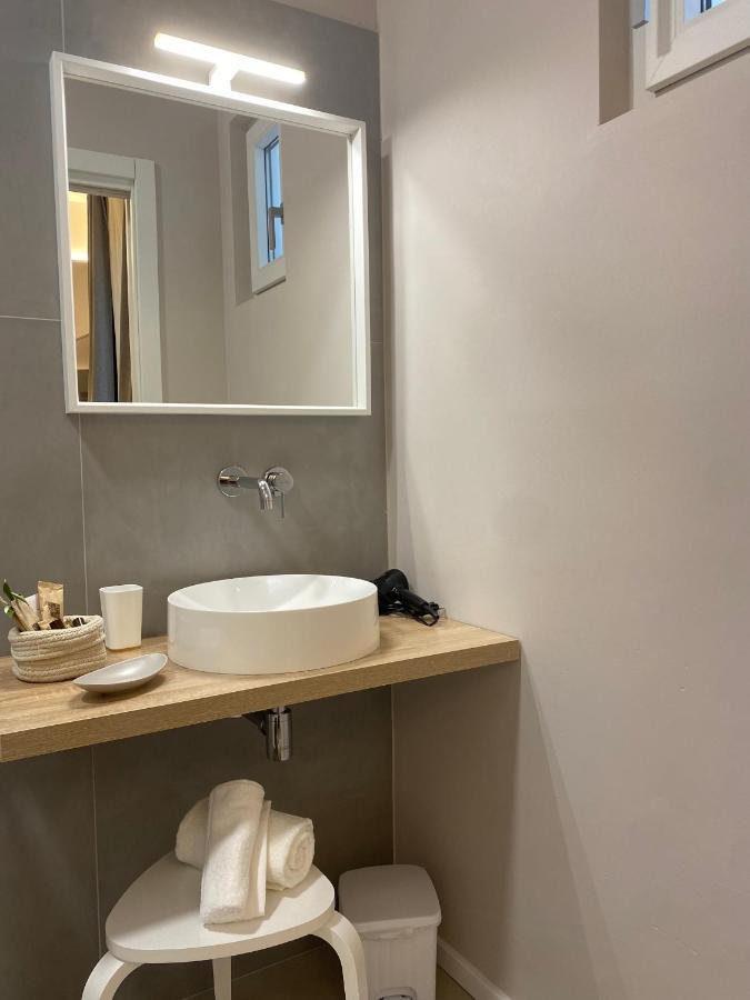 Viesterooms Esterno foto
